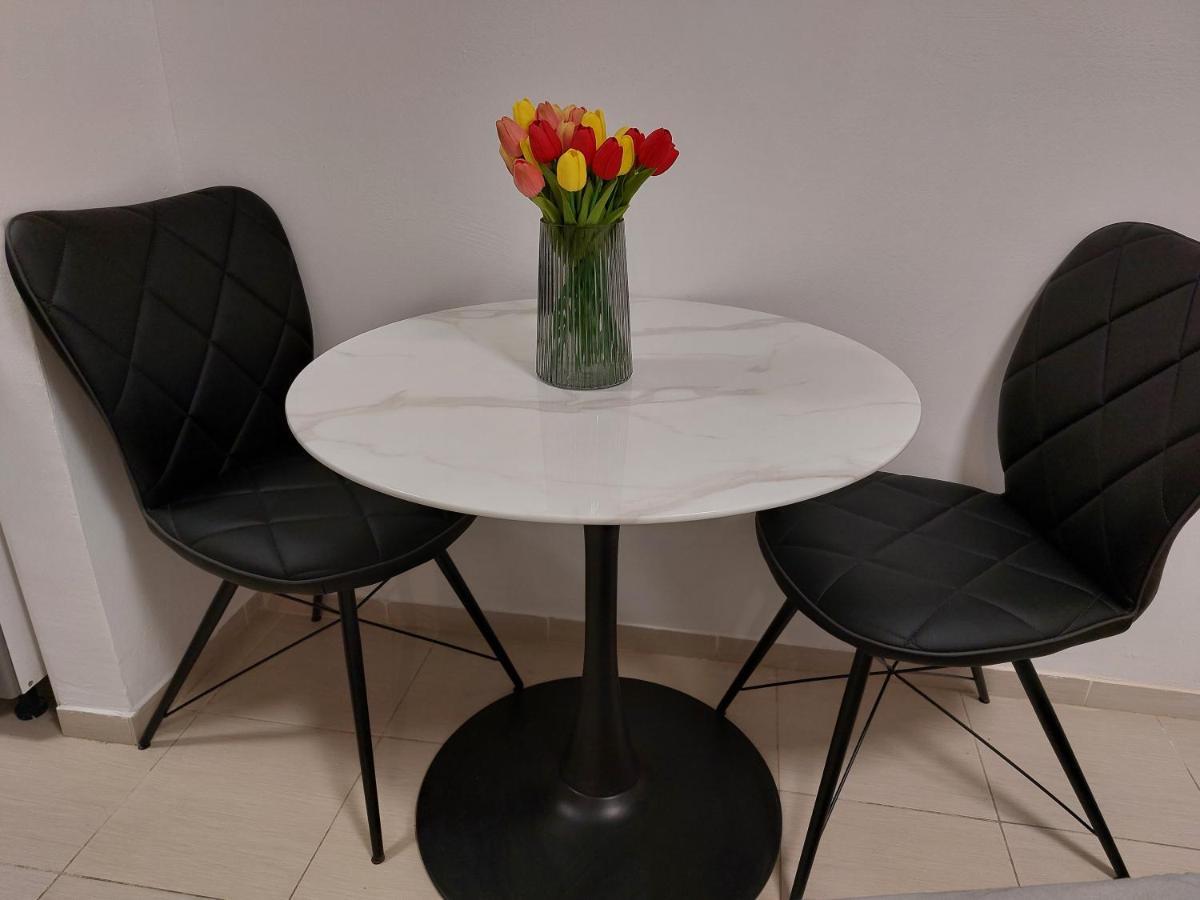 Guest House Vitaro Сплит Екстериор снимка